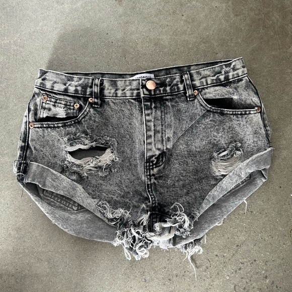 Acid wash denim shorts - Picture 1 of 2